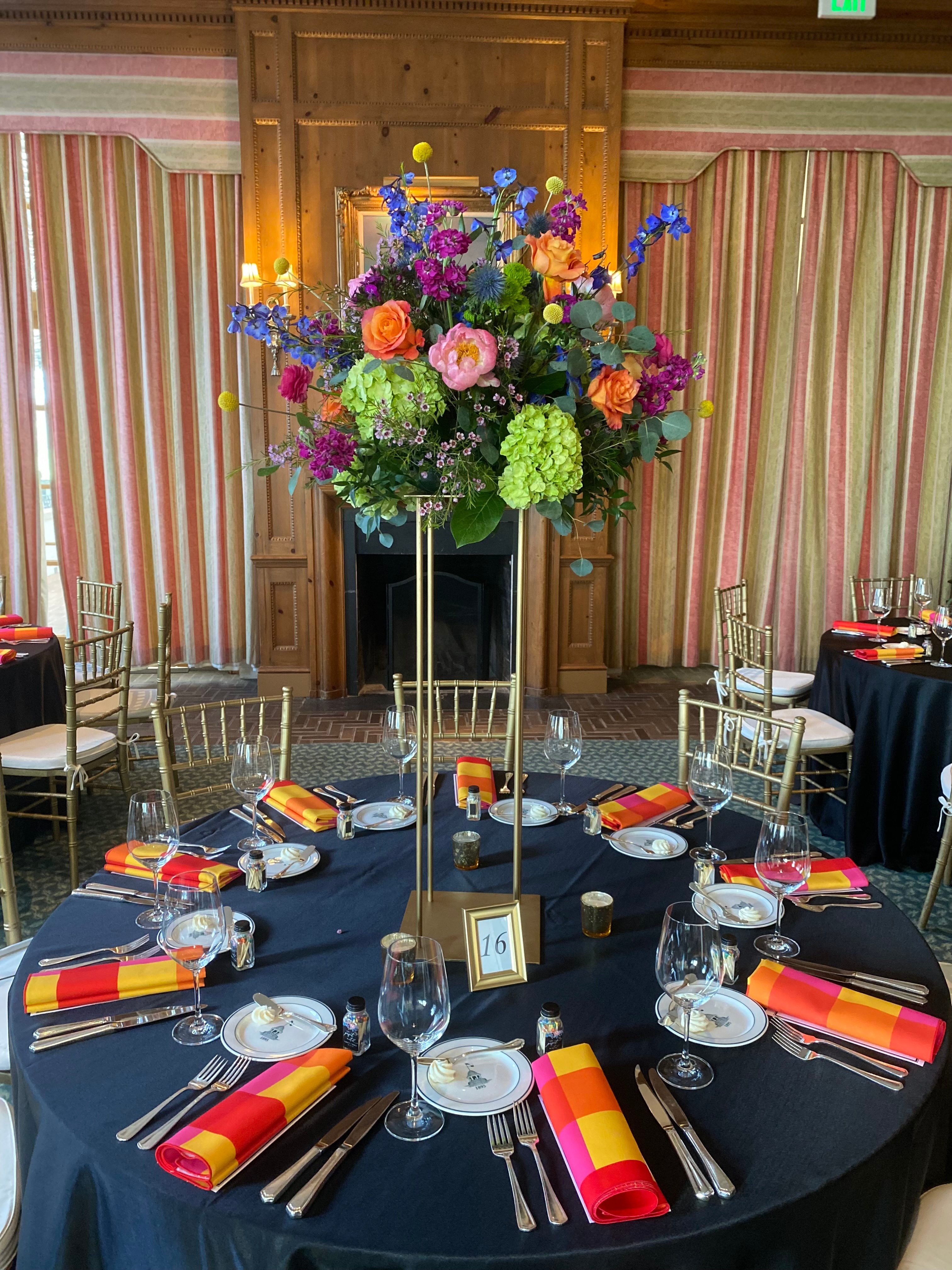We have a variety of wedding arrangements!